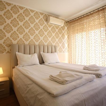 Villa Livia Boutique Apartments Ravda Buitenkant foto