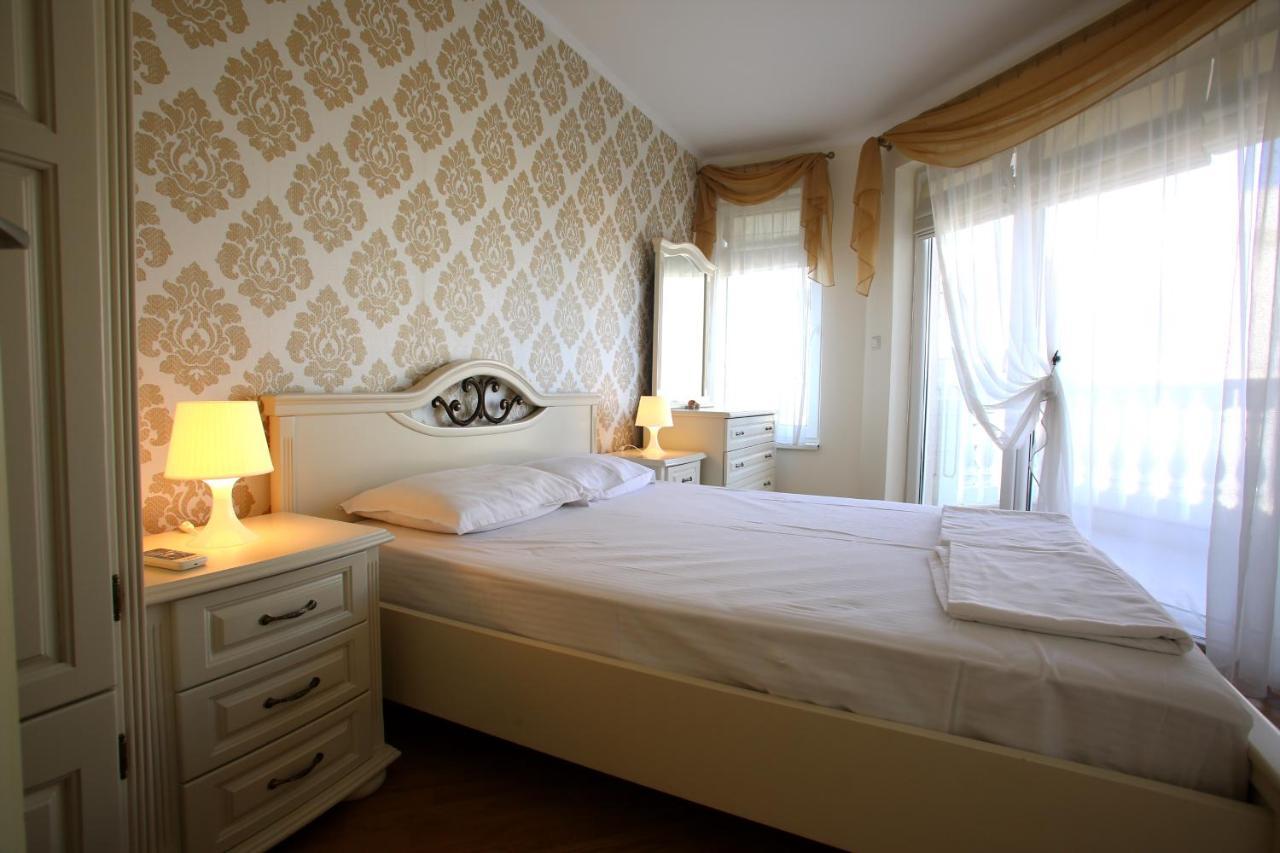 Villa Livia Boutique Apartments Ravda Buitenkant foto
