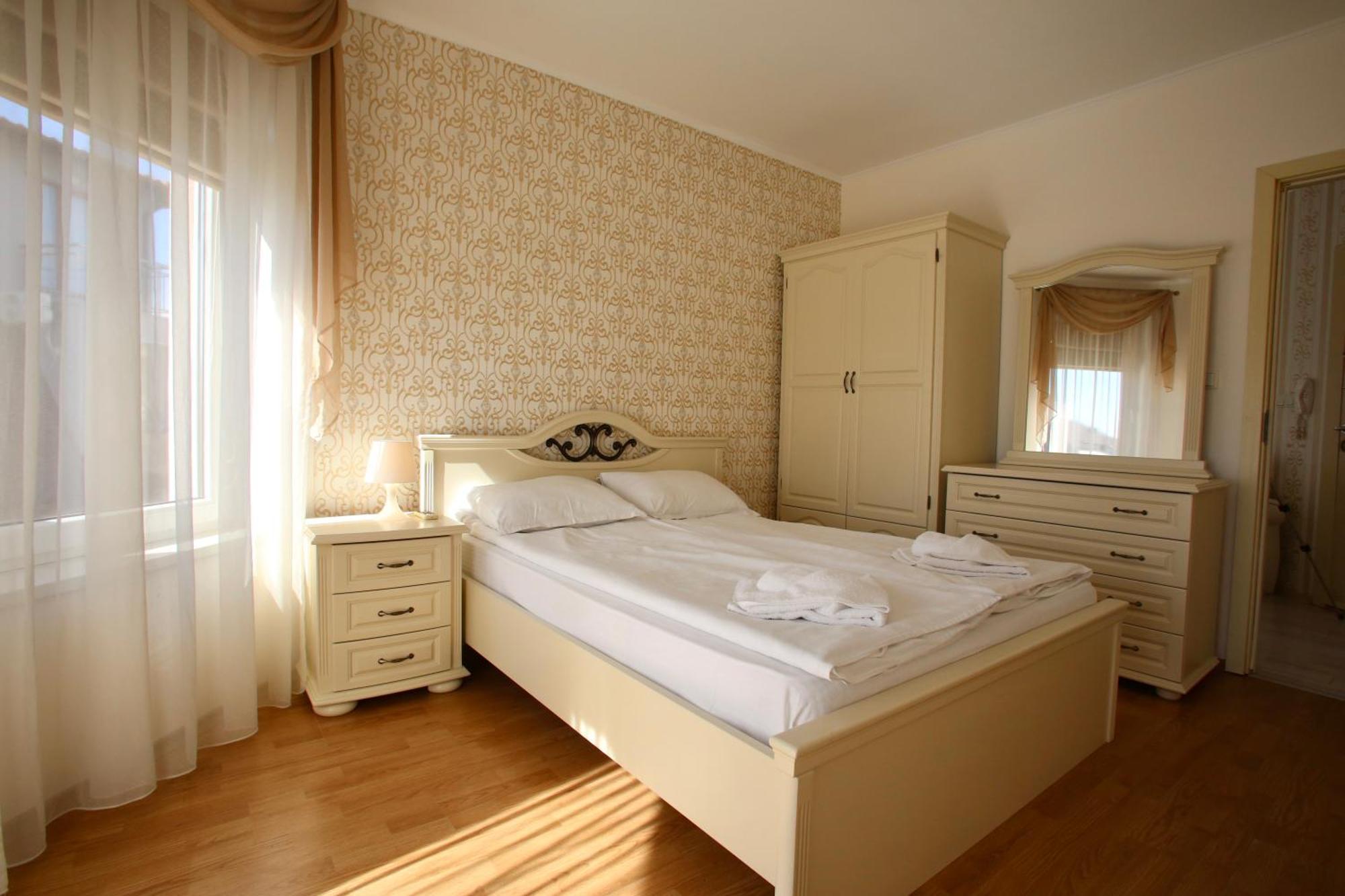 Villa Livia Boutique Apartments Ravda Buitenkant foto