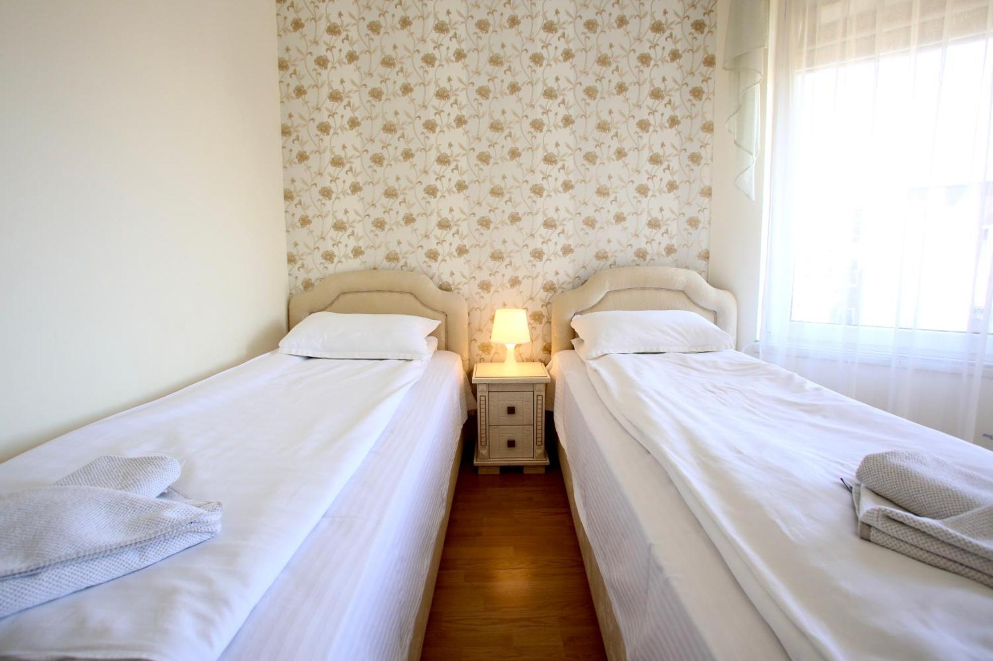 Villa Livia Boutique Apartments Ravda Buitenkant foto