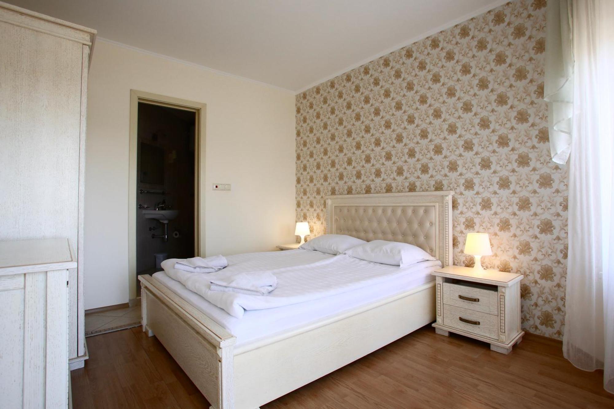 Villa Livia Boutique Apartments Ravda Buitenkant foto