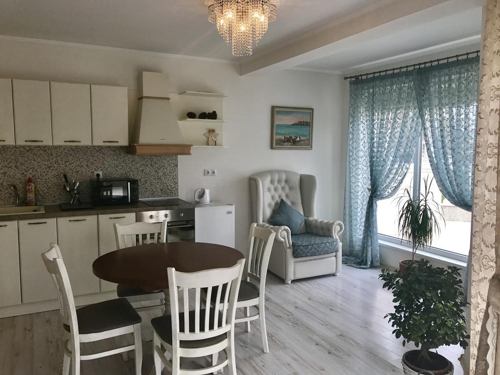 Villa Livia Boutique Apartments Ravda Buitenkant foto